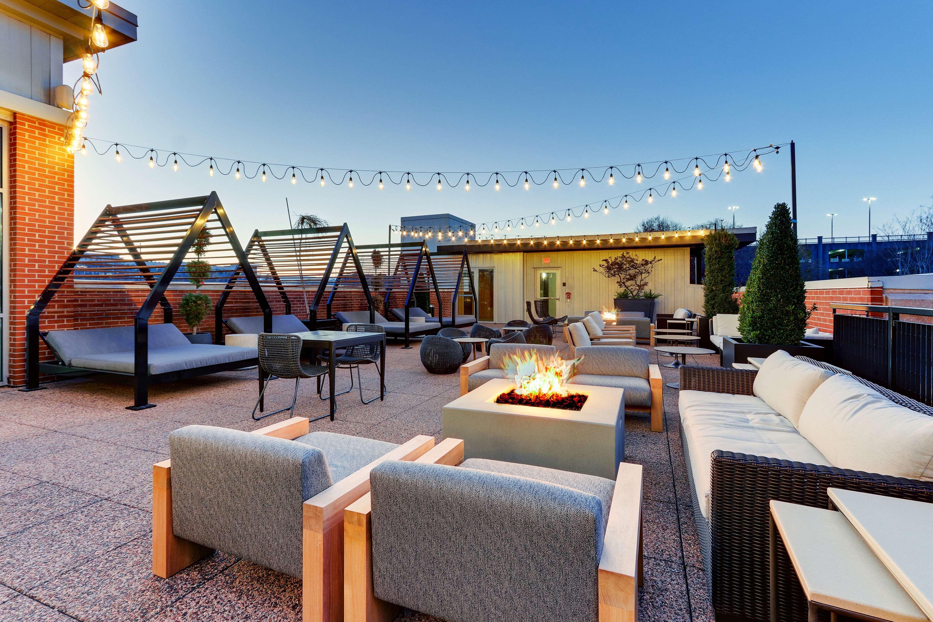 The Chattanoogan Hotel, Curio Collection By Hilton Экстерьер фото