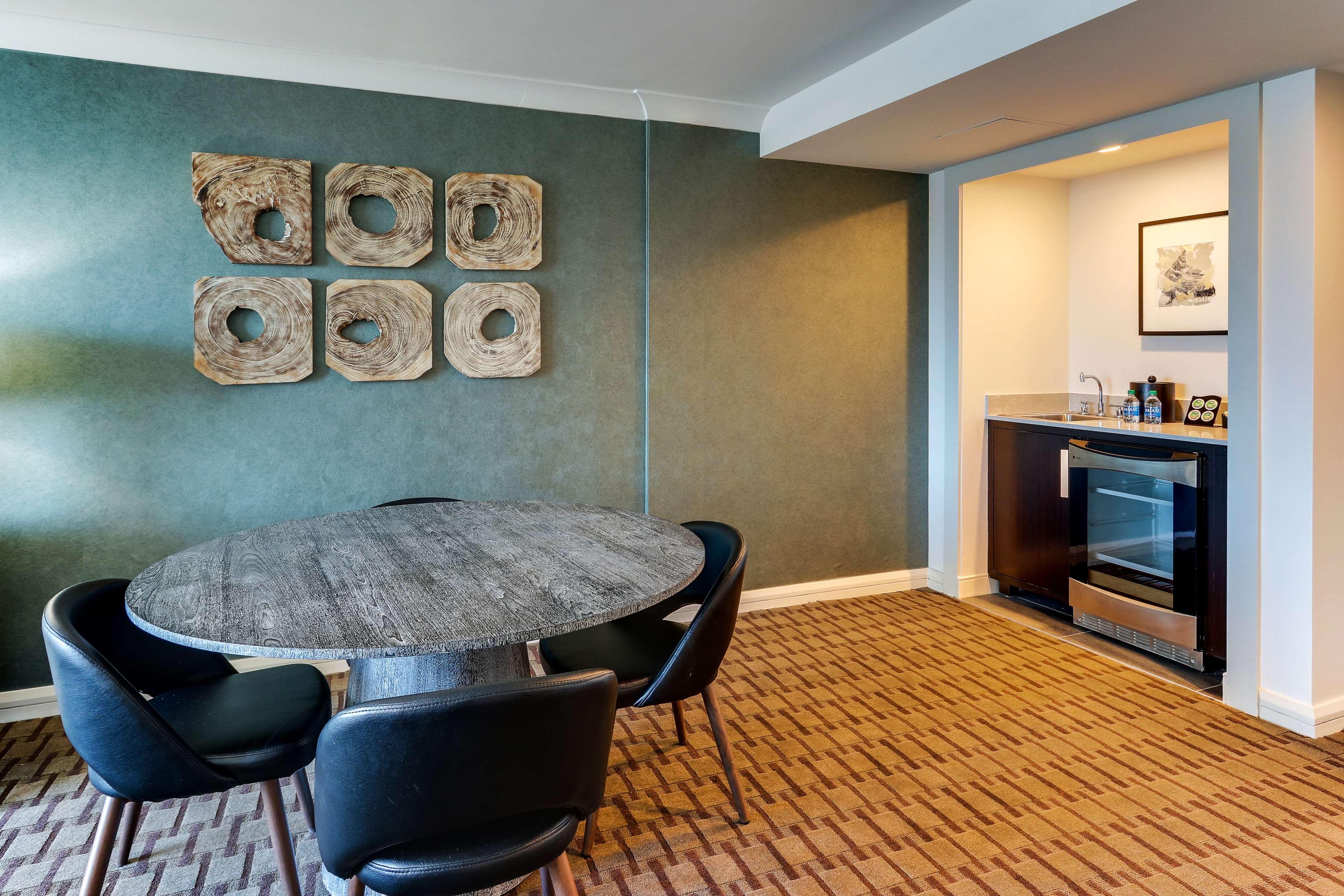 The Chattanoogan Hotel, Curio Collection By Hilton Экстерьер фото